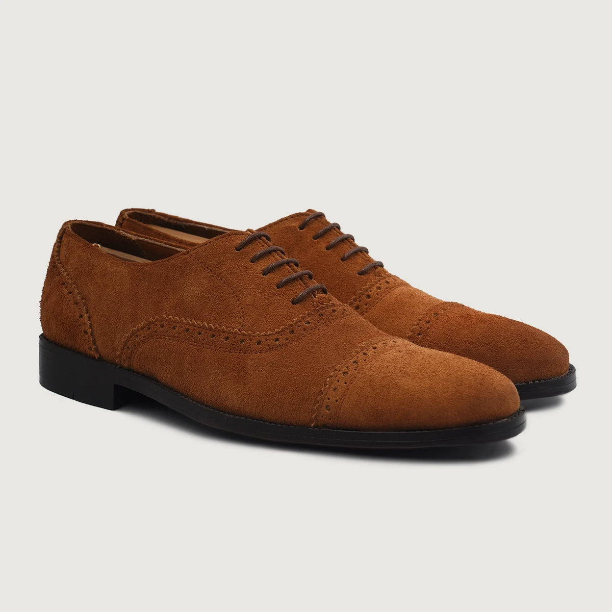 Grigioson Brogues Oxford Marrone Suede Scarpe in pelle da Uomo For Men in Brown Goatskin Suede - Vista laterale | Acquista online