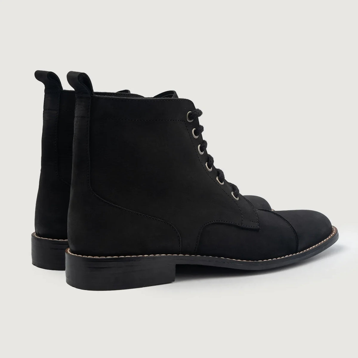 Knight Derby Nero Nubuck Stivali in pelle da Uomo For Men - Contrafforte tallone rinforzato & doppie cuciture di precisione