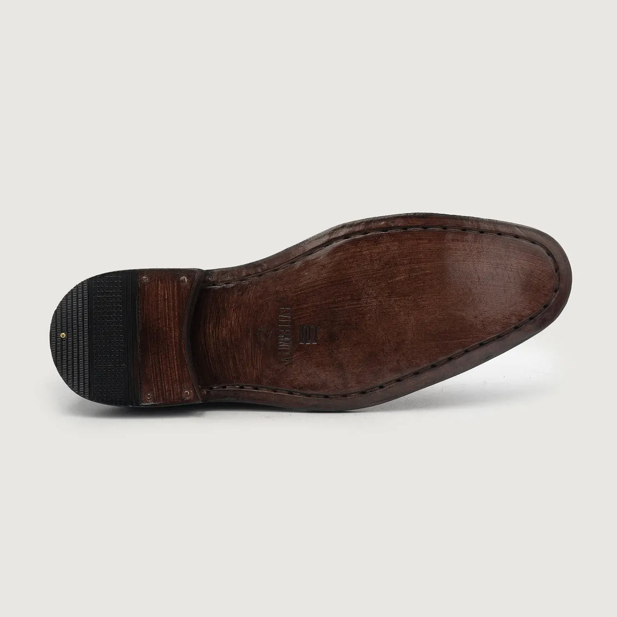 High-Traction Rubber Outsole & Lug Tread Pattern on Clarkson Chelsea Marrone Rossiccio Stivali in pelle da Uomo For Men