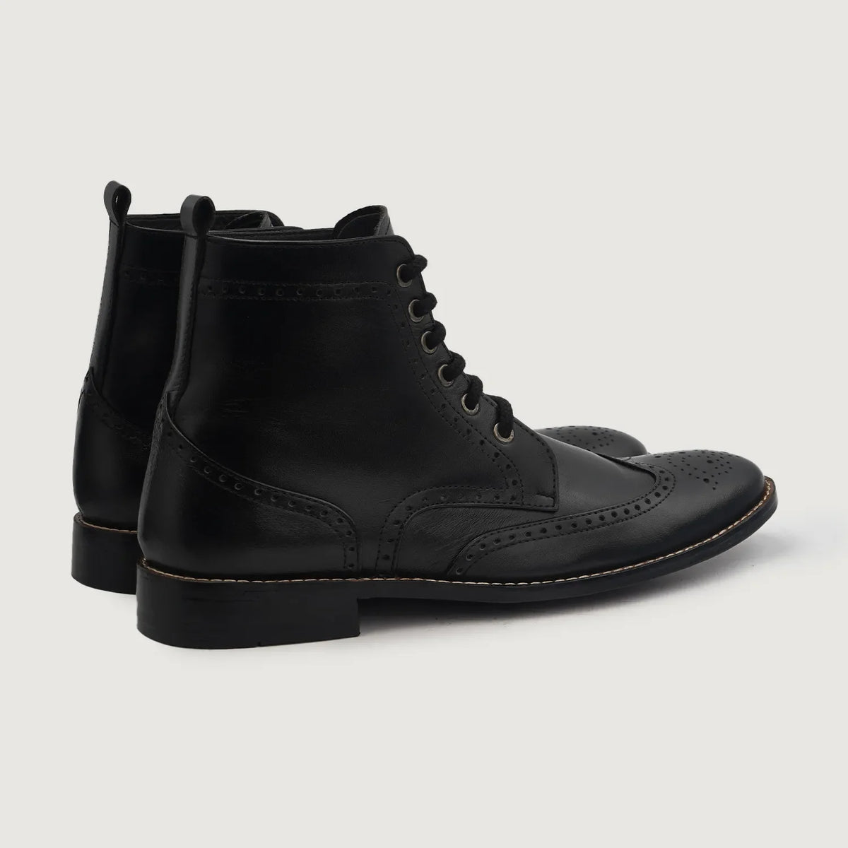 Duster Brogues Derby Nero Stivali in pelle da Uomo For Men - Vista laterale che mostra il taglio ergonomico delle maniche