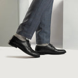 Top-Down Perspective Showing Lacing System & Tongue Craftsmanship