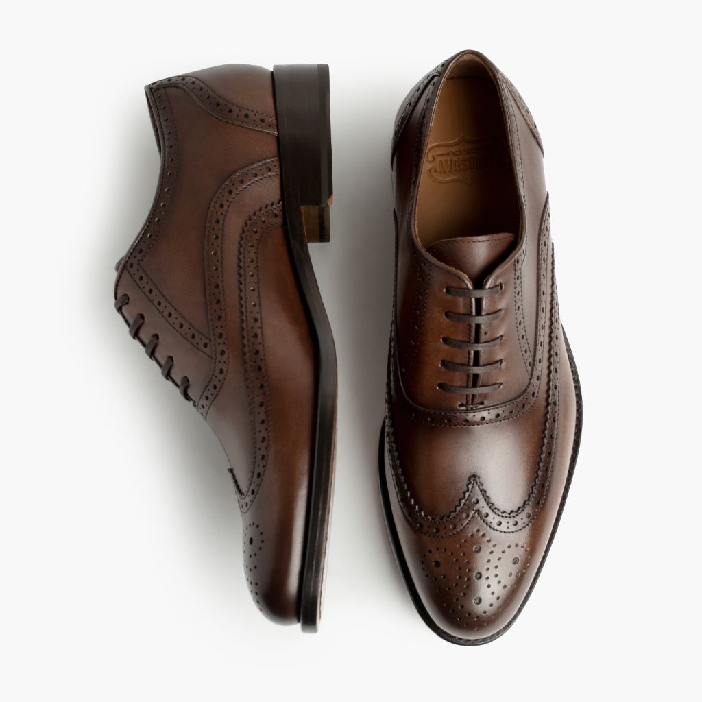 Aviator Cannella Scarpe in pelle da Uomo - Vista laterale che mostra il taglio ergonomico delle maniche