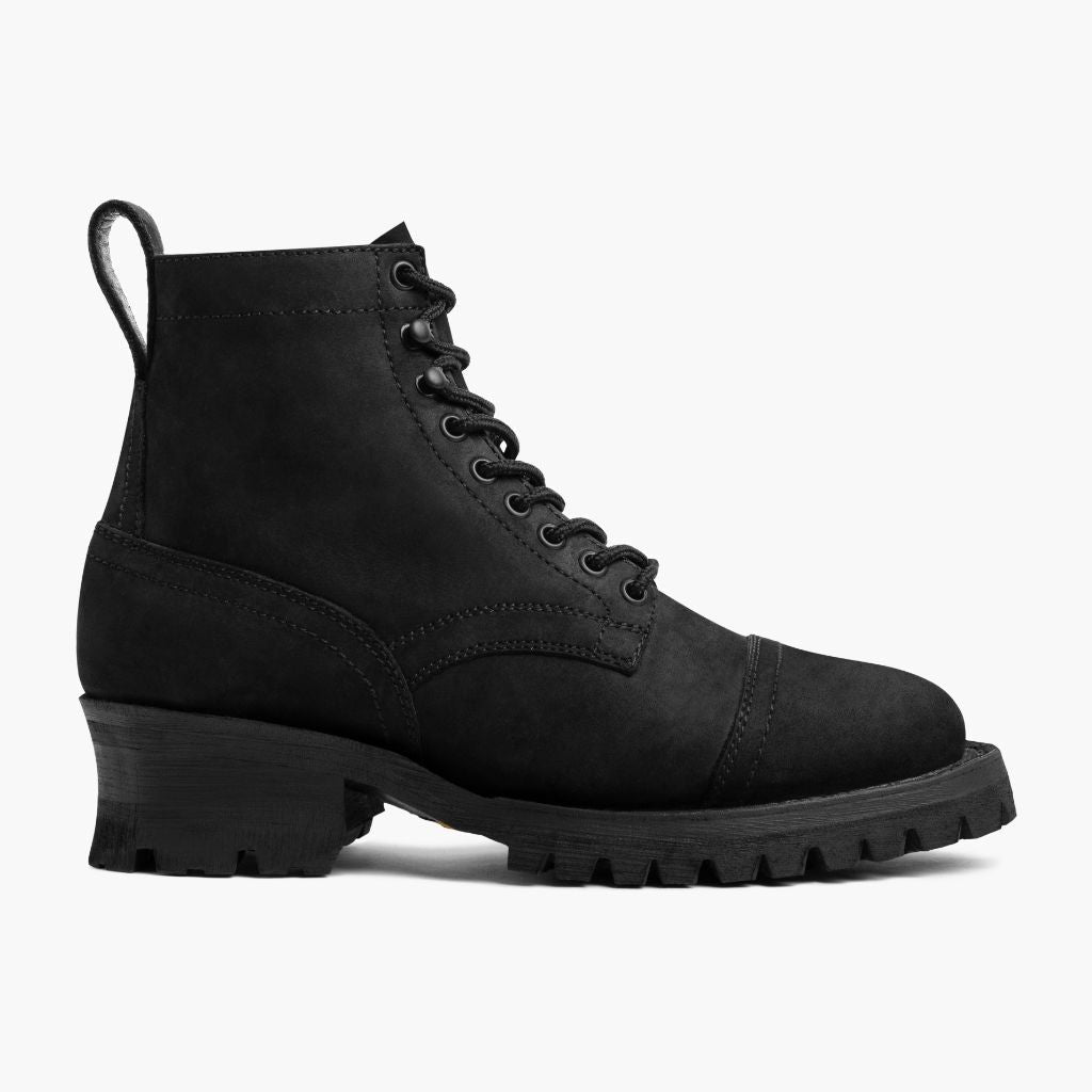 Black Full-Grain leather Boots - Costruzione Goodyear a guardolo & dettaglio puntale