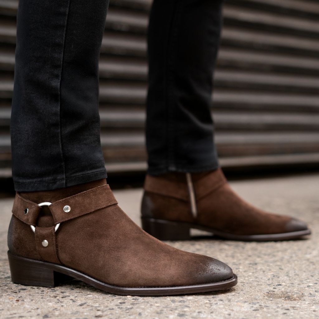 Cushioned Leather Insole & Ergonomic Arch Support Construction Detail