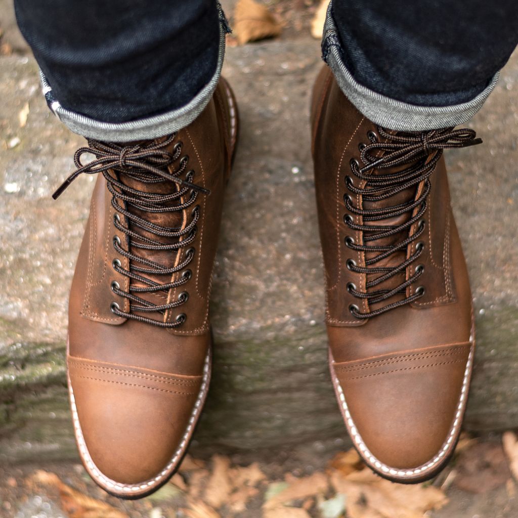 Cushioned Leather Insole & Ergonomic Arch Support Construction Detail
