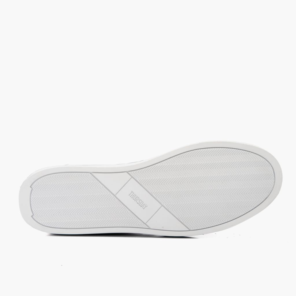 High-Traction Rubber Outsole & Lug Tread Pattern on Premier Low Top Nero Sneakers in pelle da Uomo For Men