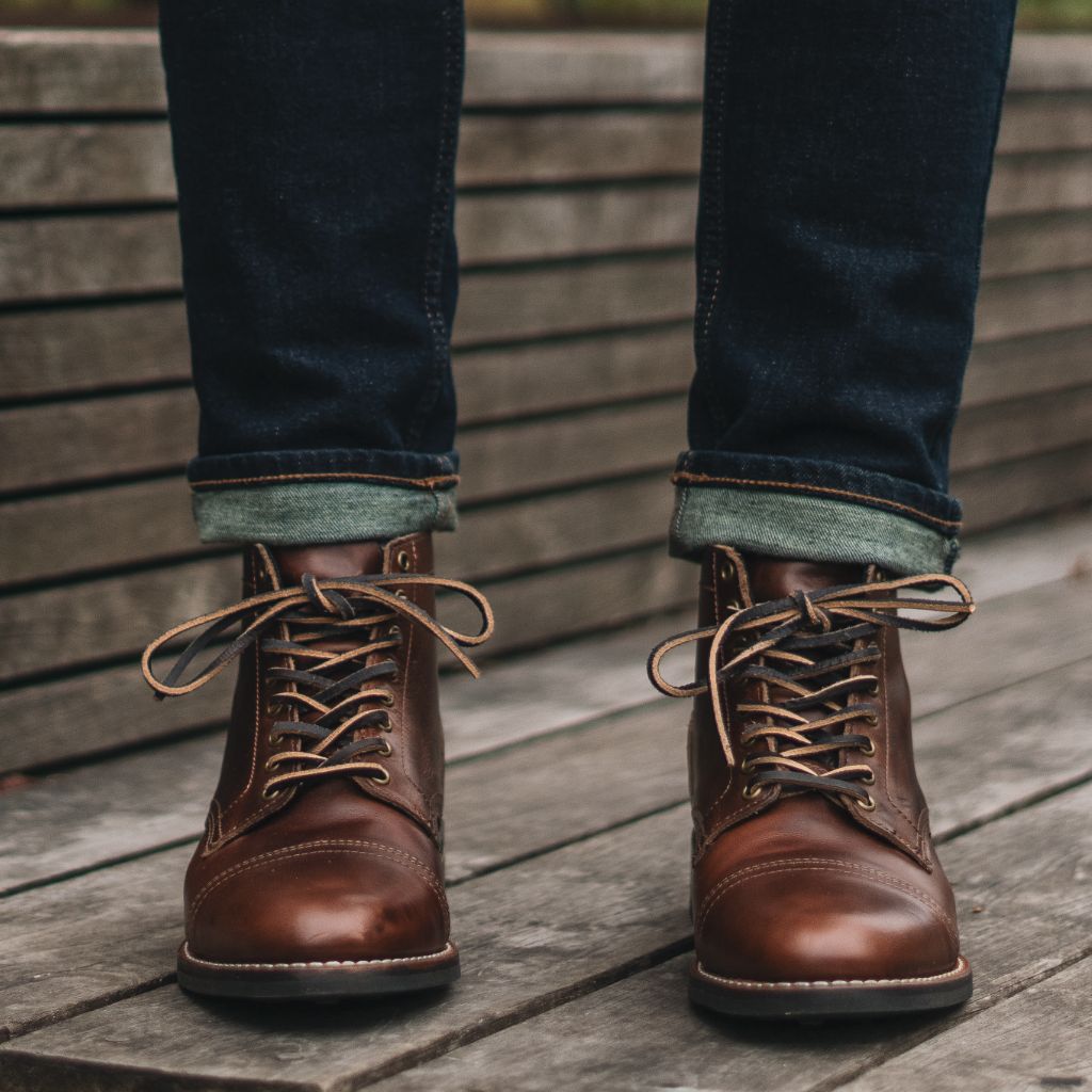 Cushioned Leather Insole & Ergonomic Arch Support Construction Detail