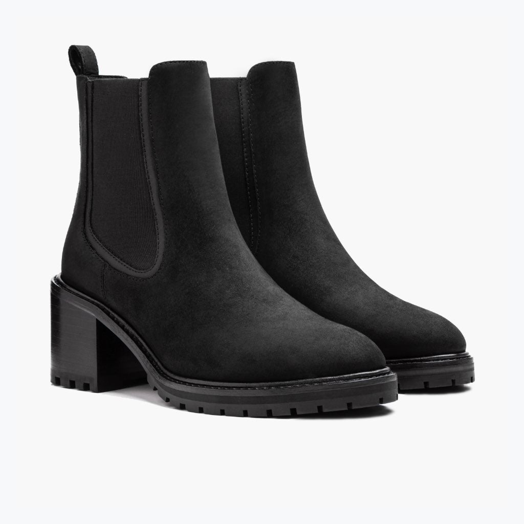 Black Full-Grain leather Boots - Costruzione Goodyear a guardolo & dettaglio puntale