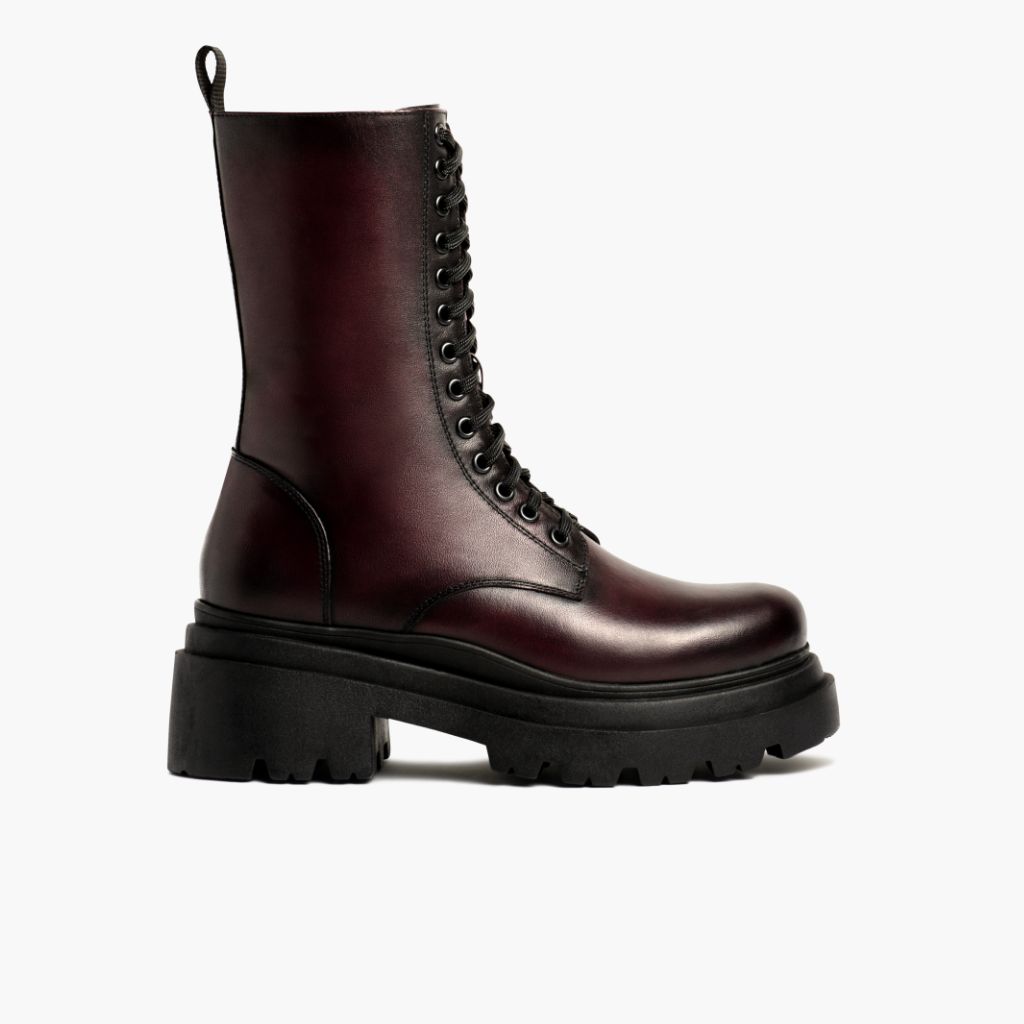 Fatale Nero Cherry Stivali in pelle da Donna - Contrafforte tallone rinforzato & doppie cuciture di precisione