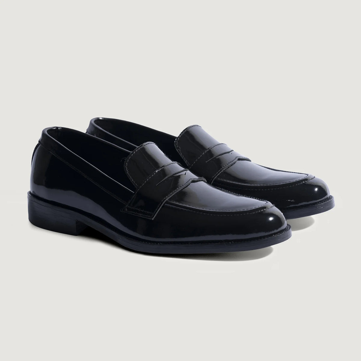 Baxton Nero Patent Mocassini in pelle da Uomo For Men in Patent Black Full-Grain Leather - Vista laterale | Acquista online