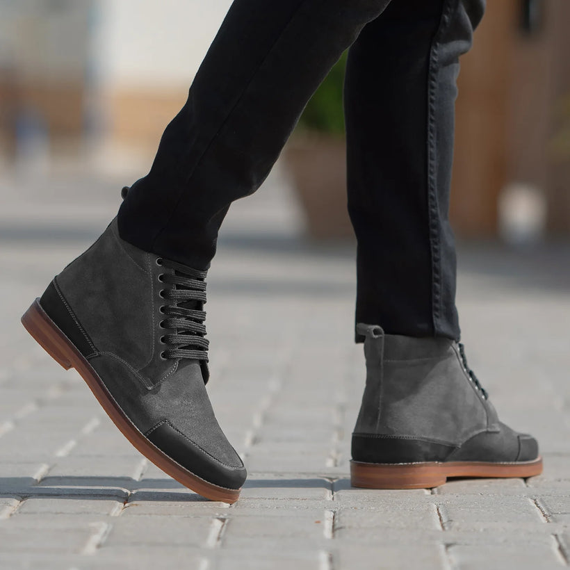 Carnell Moc Toe Grigio Suede Boots da Uomo