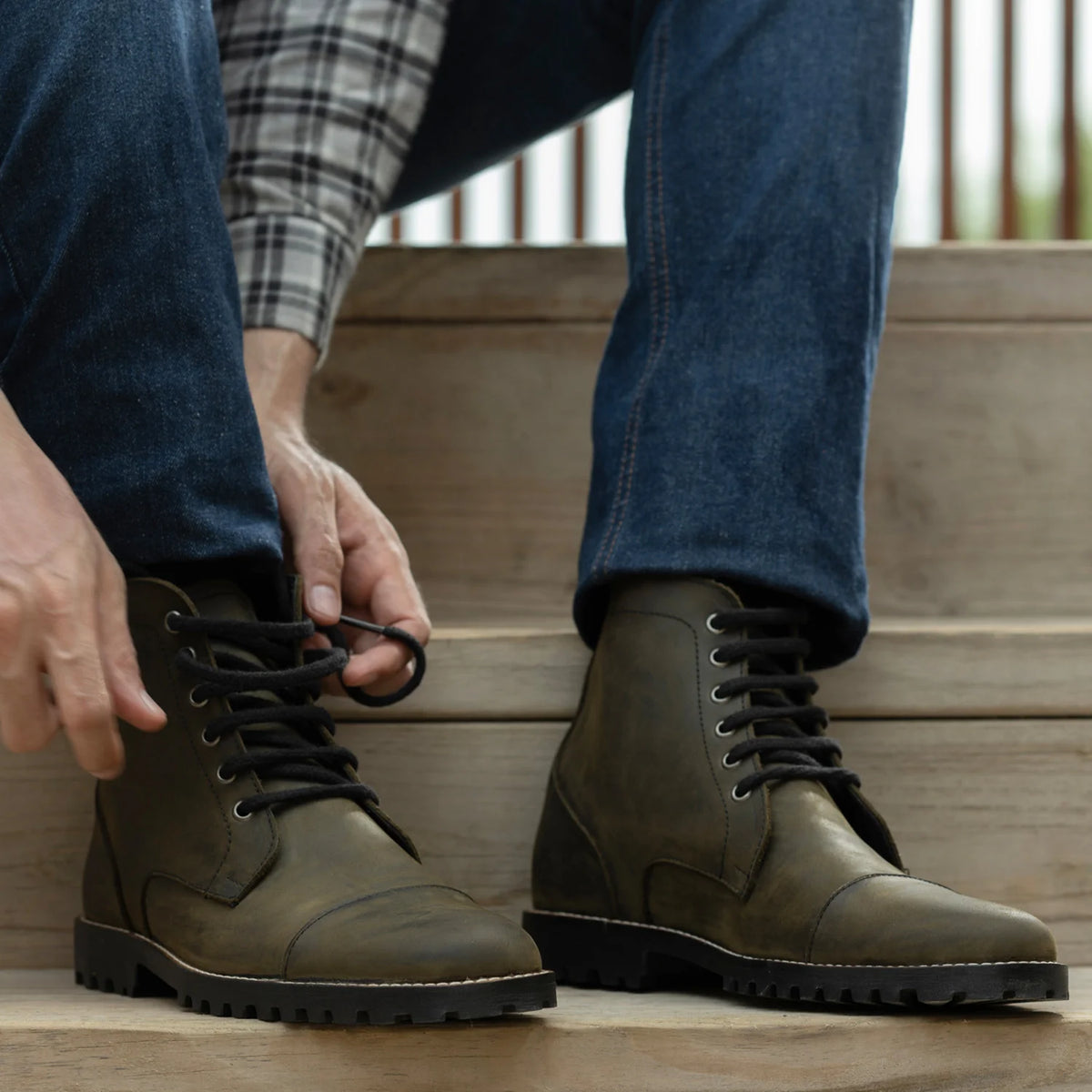 Orlaven Knight Derby Olive Verde Pullup Stivali in pelle - TerraGrip da Uomo footwear image 10
