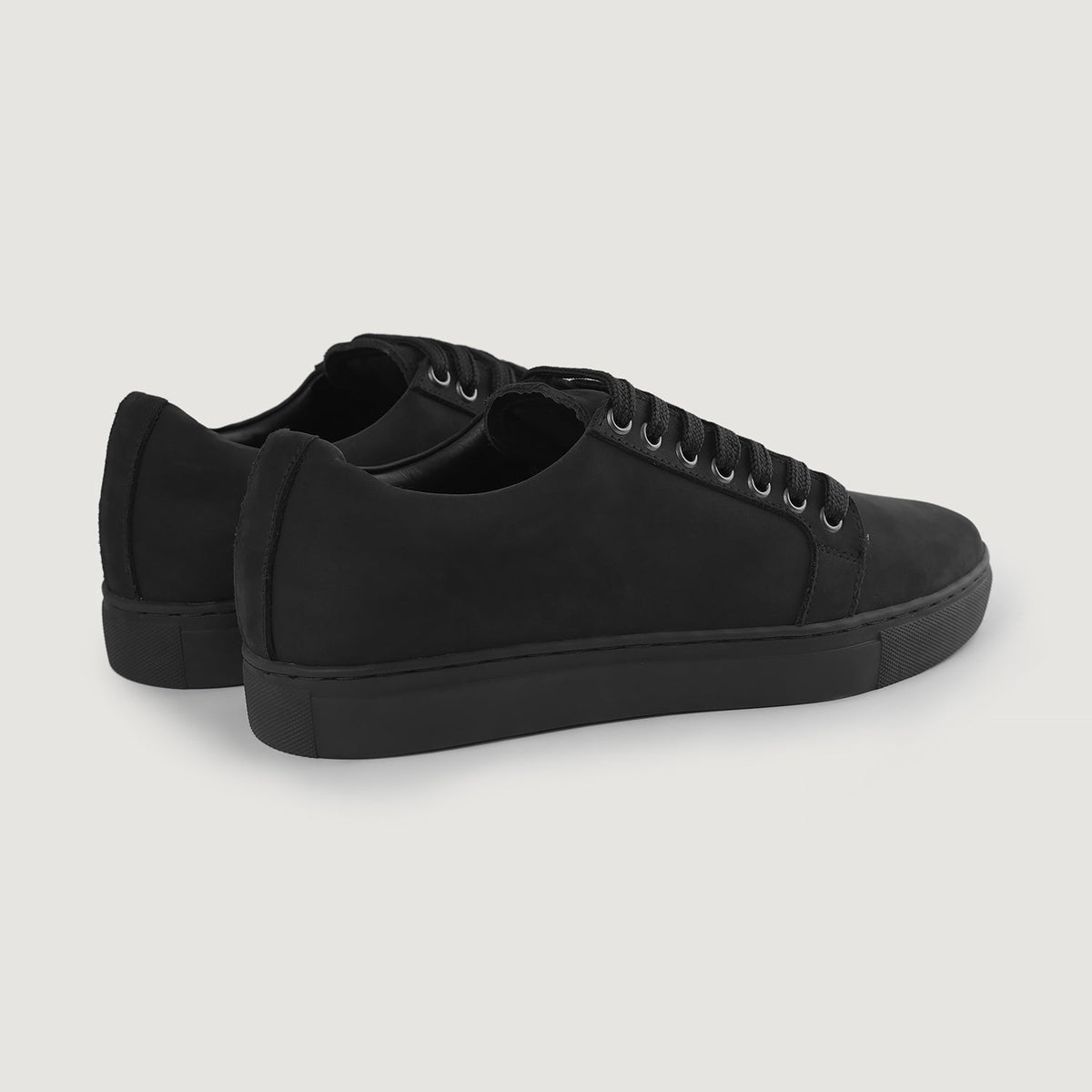 Orlaven Murphy Low Top Nero Nubuck Sneakers da Uomo footwear image 10