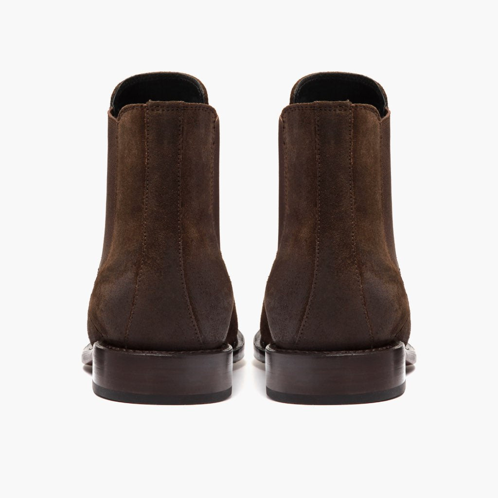 High-Traction Rubber Outsole & Lug Tread Pattern on Cavalier Marrone Scuro Stivali in pelle da Uomo