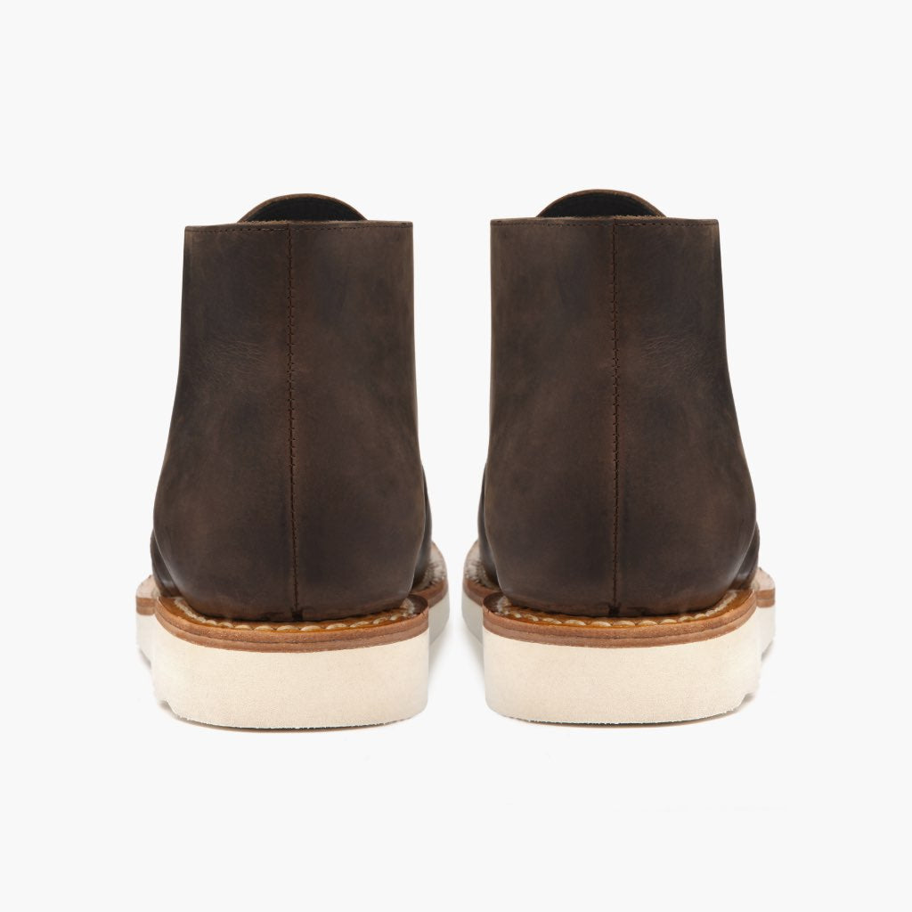 High-Traction Rubber Outsole & Lug Tread Pattern on Scout Tabacco Stivali in pelle da Uomo For Men
