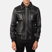 Dettaglio ravvicinato of High Neck &amp; Zipper Hardware on Men's Aaron Distressed Black Leather Bomber Jacket