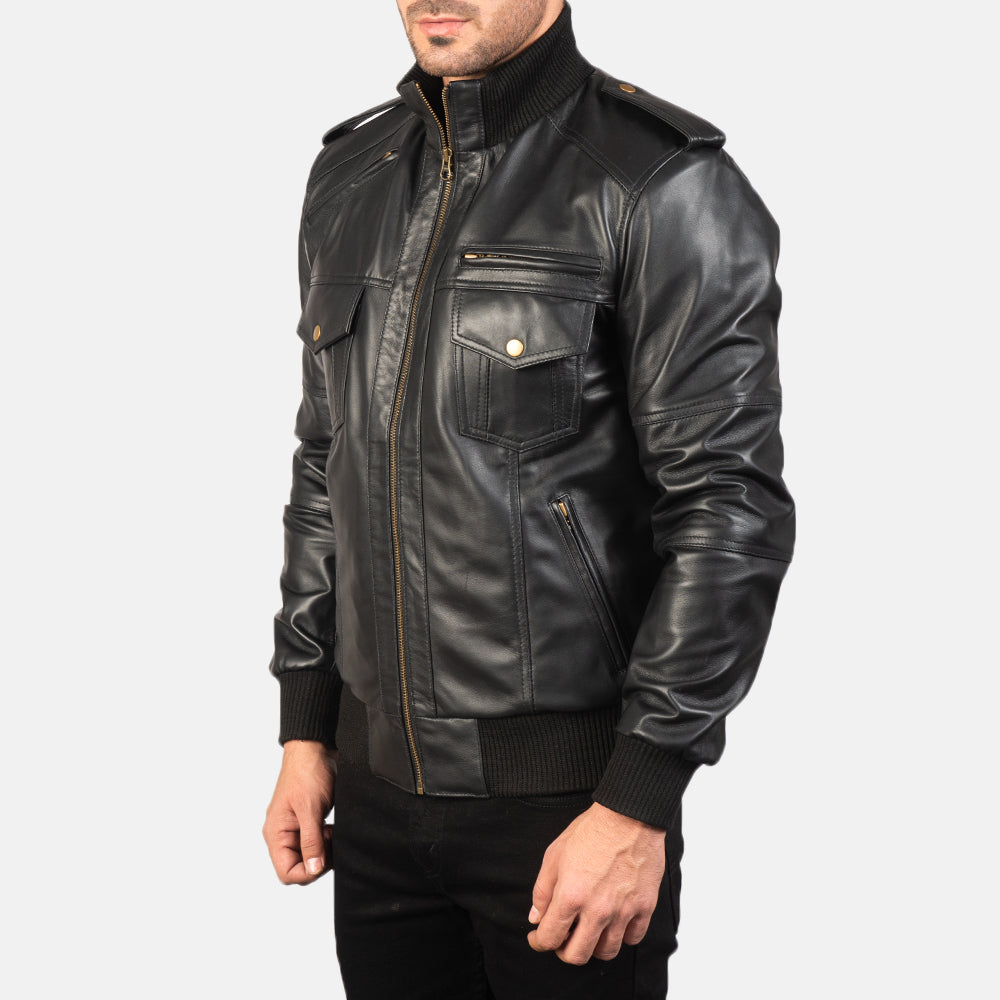 Black Sheepskin Leather Bomber Jacket - Vista posteriore Showing Tailored Shoulder Fit &amp; Clean Hemline