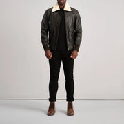 
Airin G-1 Marrone & Cream Bomber in Pelle da Uomo - Vista laterale che mostra il taglio ergonomico delle maniche