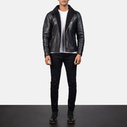 Dettaglio ravvicinato of Notch &amp; Zipper Hardware on Men's Alberto Shearling Nero Giacca in Pelle da Uomo