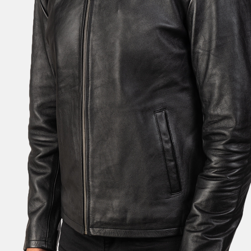 Vista interna Showing Quilted viscose lining &amp; Dual Inside Utility Storage Pockets