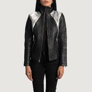
Alia Metallic Nero Giacca Biker in Pelle da Donna in Black Sheepskin Leather - Vista frontale e silhouette sartoriale | Acquista online