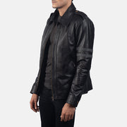 Black Cowhide Leather Biker Jacket - Vista posteriore Showing Tailored Shoulder Fit &amp; Clean Hemline