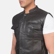 
Vista interna Showing Quilted Polyester Lining & Due tasche interne funzionali