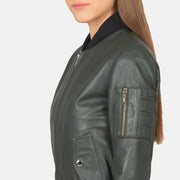 
Vista interna Showing Quilted Viscose Lining & Due tasche interne funzionali