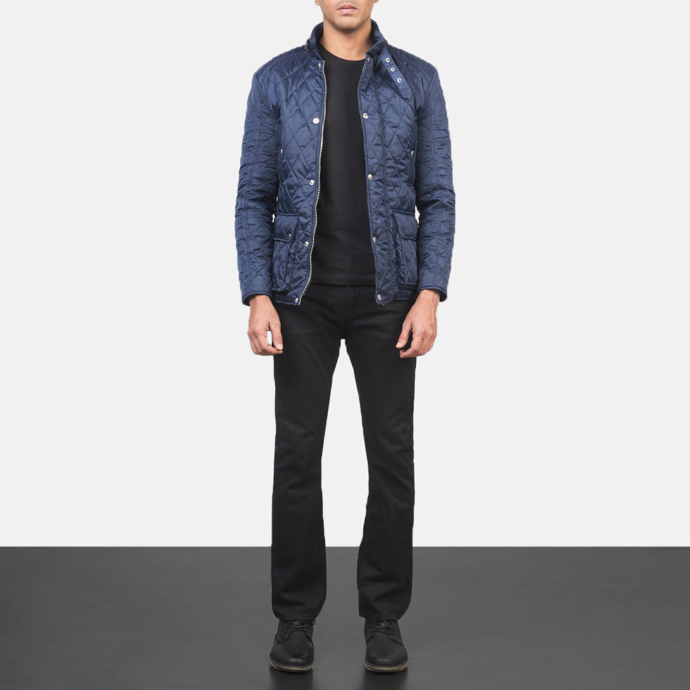 Dettaglio ravvicinato of Belted Band &amp; Button Hardware on Men's Barry Trapuntato Blu Windbreaker Giacca in Pelle da Uomo