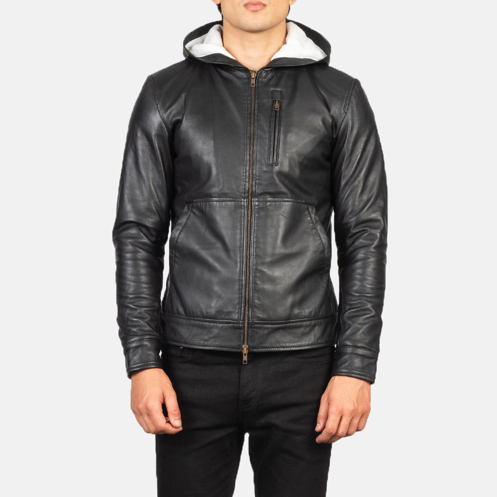 Dettaglio ravvicinato of Hooded &amp; Zipper Hardware on Men's Baston Black Hooded Leather Bomber Jacket