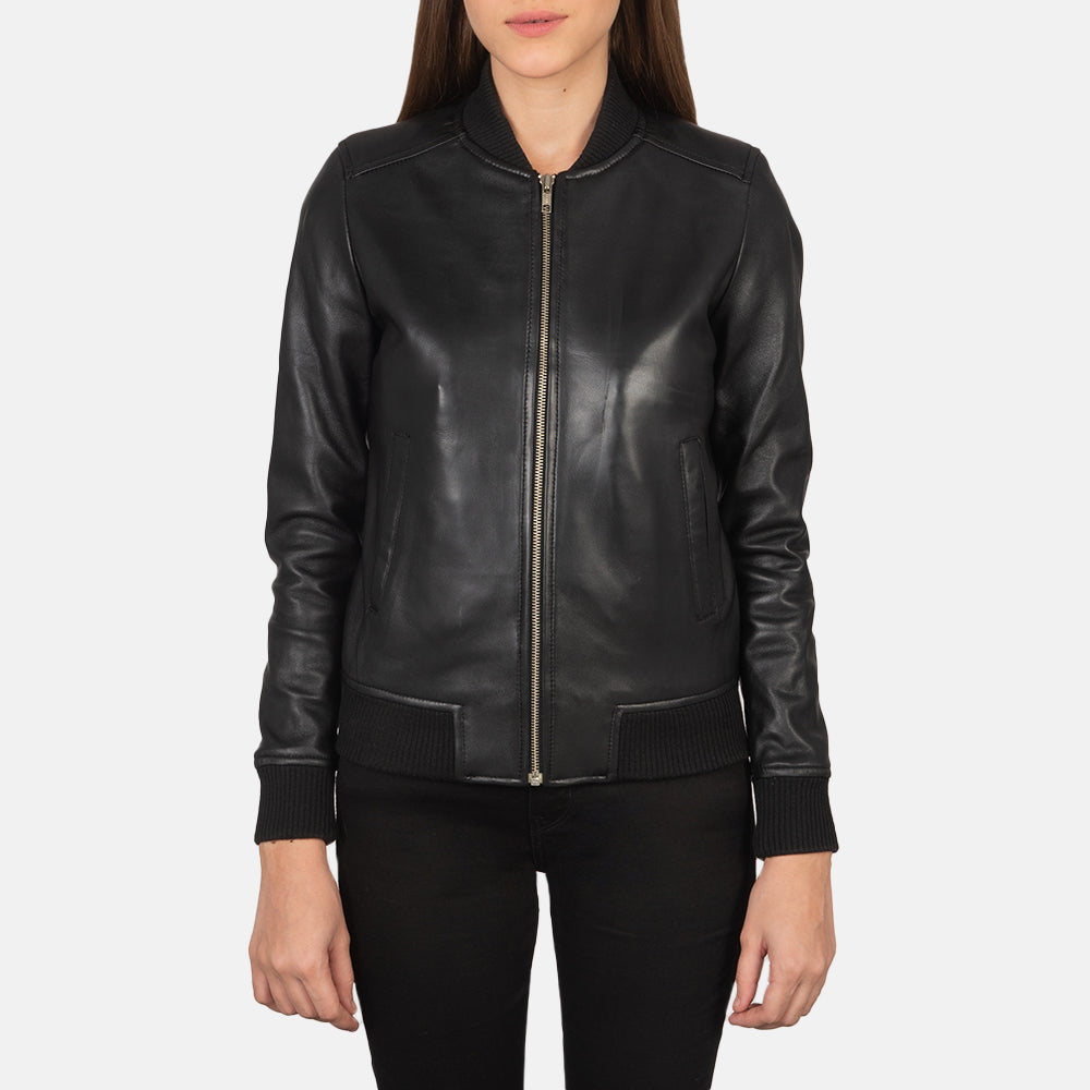 
Dettaglio ravvicinato of Varsity - Rib Knit & Zipper with Wind Flap Hardware on Bliss Nero Bomber in Pelle da Donna