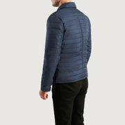 Dettaglio ravvicinato of High neck &amp; Button Hardware on Men's Bo Quilt Windbreaker Giacca in Pelle da Uomo