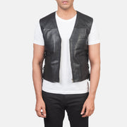 
Brandon Nero Gilet in Pelle da Uomo in Black Sheepskin Leather - Vista frontale e silhouette sartoriale | Acquista online