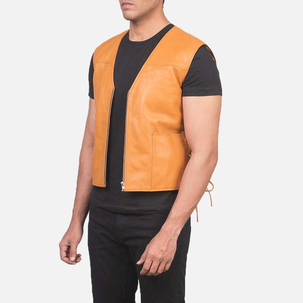 Tan Brown Sheepskin leather Vest - Vista posteriore Showing Tailored Shoulder Fit &amp; Clean Hemline