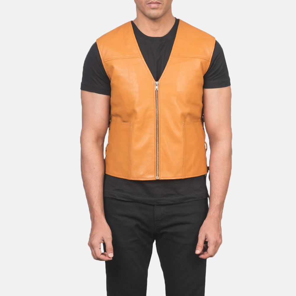 Dettaglio ravvicinato of Classic Collar &amp; Zipper Hardware on Men's Brandon Cuoio Marrone Gilet in Pelle da Uomo