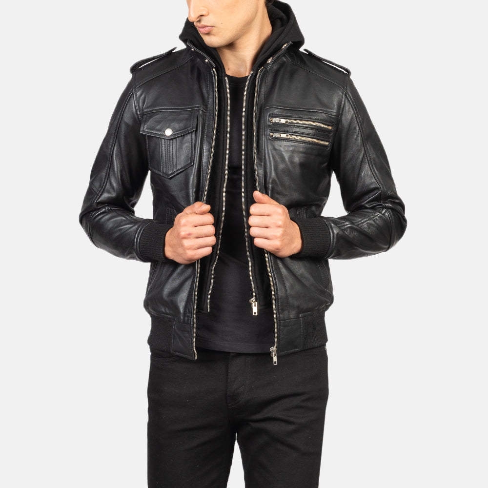 
Bravado Black Hooded Leather Bomber Jacket in Black Sheepskin Leather - Vista frontale e silhouette sartoriale | Acquista online