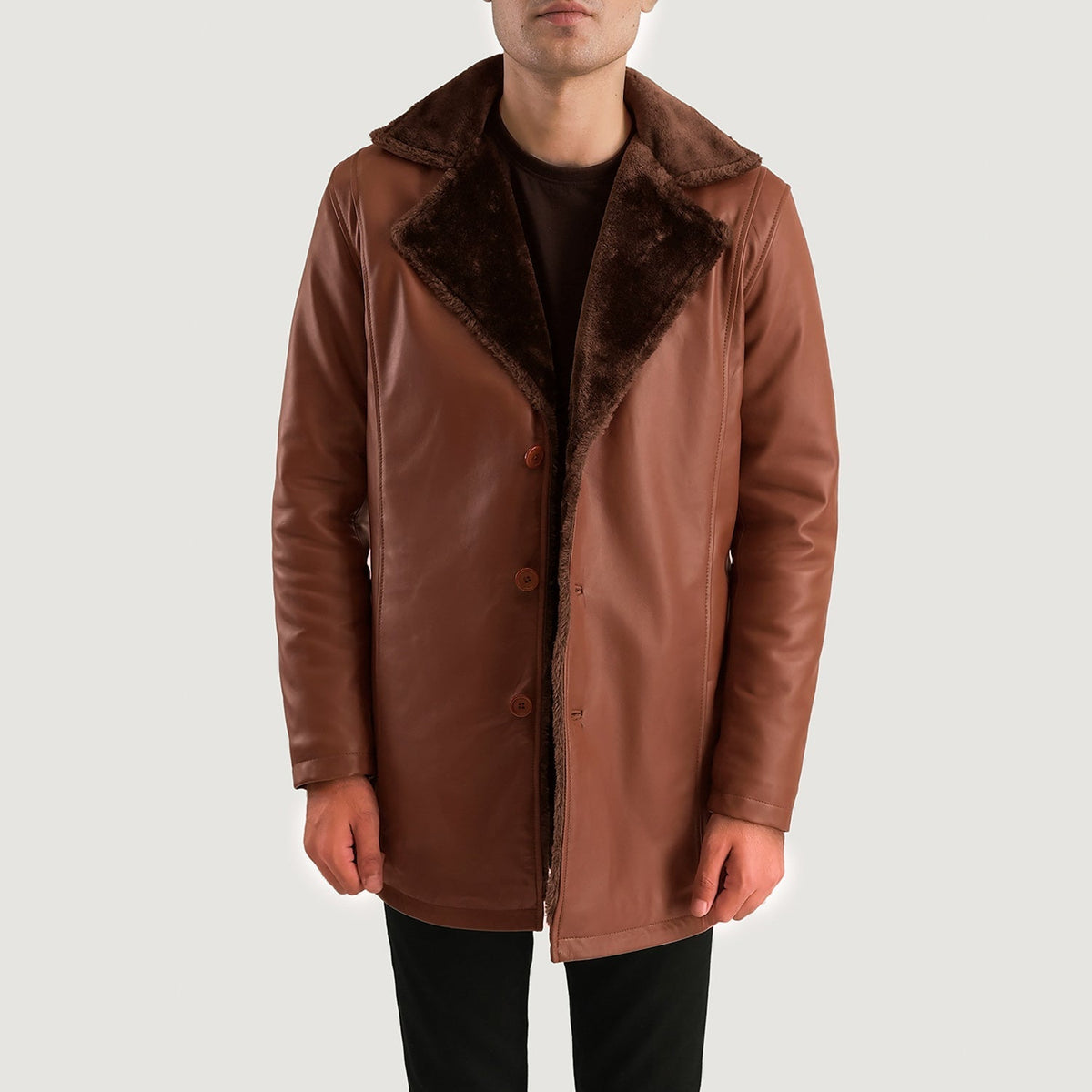 Dettaglio ravvicinato of Shirt &amp; Button Hardware on Men's Cinnamon Marrone Leather Fur Cappotto in Pelle da Uomo