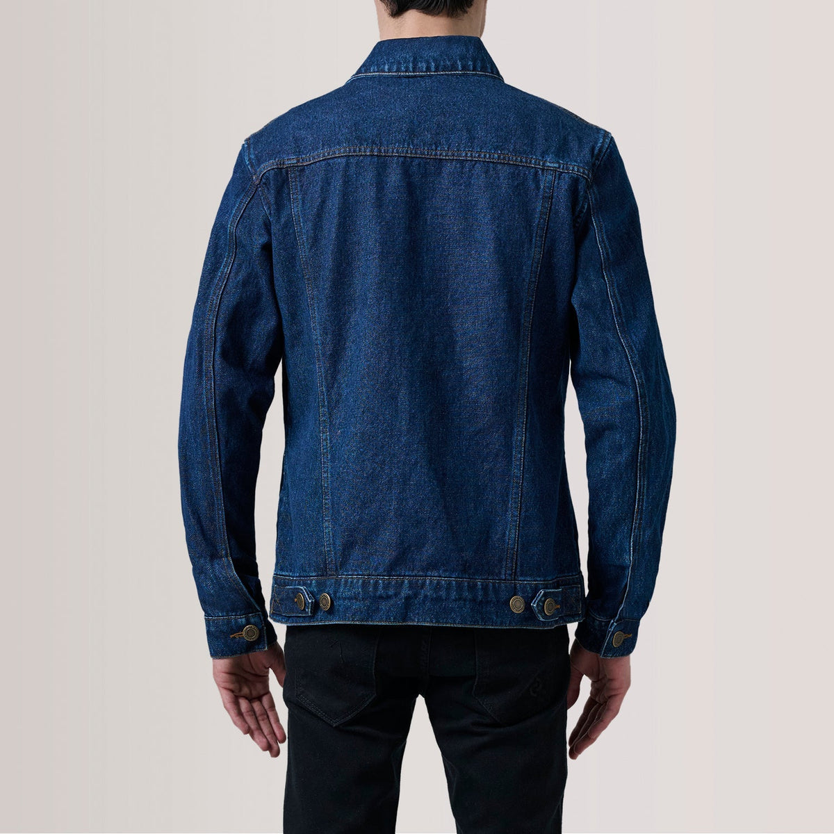 Dettaglio ravvicinato of Classic Collar &amp; Heavy-Duty Zipper Hardware on Conard Dark Blu Denim Trucker Giacca in Pelle da Uomo For Men