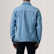 Dettaglio ravvicinato of Classic Collar &amp; Heavy-Duty Zipper Hardware on Conard Light Blu Denim Trucker Giacca in Pelle da Uomo For Men