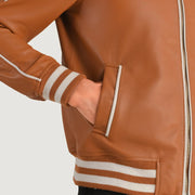 Vista interna Showing Quilted Polyester Lining &amp; Dual Inside Utility Storage Pockets