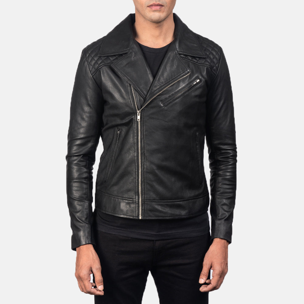 Danny Quilted Brown Leather Biker Jacket - Vista laterale che mostra il taglio ergonomico delle maniche