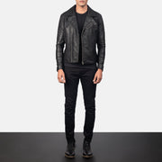 Dettaglio ravvicinato of Notch &amp; Zipper Hardware on Men's Danny Quilted Brown Leather Biker Jacket