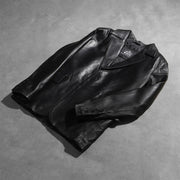 Styled Fit Perspective of Men's Daron Nero Blazer in Pelle in Pelle da Uomo on Model - Natural Daylight Drape