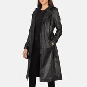 
Fixon Hooded Nero Trench in Pelle da Donna in Black Sheepskin Leather - Vista frontale e silhouette sartoriale | Acquista online