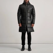 
Floyd Tan Hooded Leather Puffer Coat - Vista laterale che mostra il taglio ergonomico delle maniche