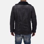 Dettaglio ravvicinato of Notch &amp; Button Hardware on Men's Furcliff Double Face Shearling Cappotto in Pelle da Uomo