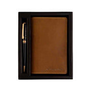 
Giftset Leather Writing Case and Pen (Passport holder) in Classic Full-Grain Leather - Vista frontale e silhouette sartoriale | Acquista online