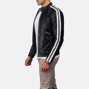 Dettaglio ravvicinato of Band with snap button &amp; Zipper Hardware on Hank Nero Giacca Biker in Pelle da Uomo