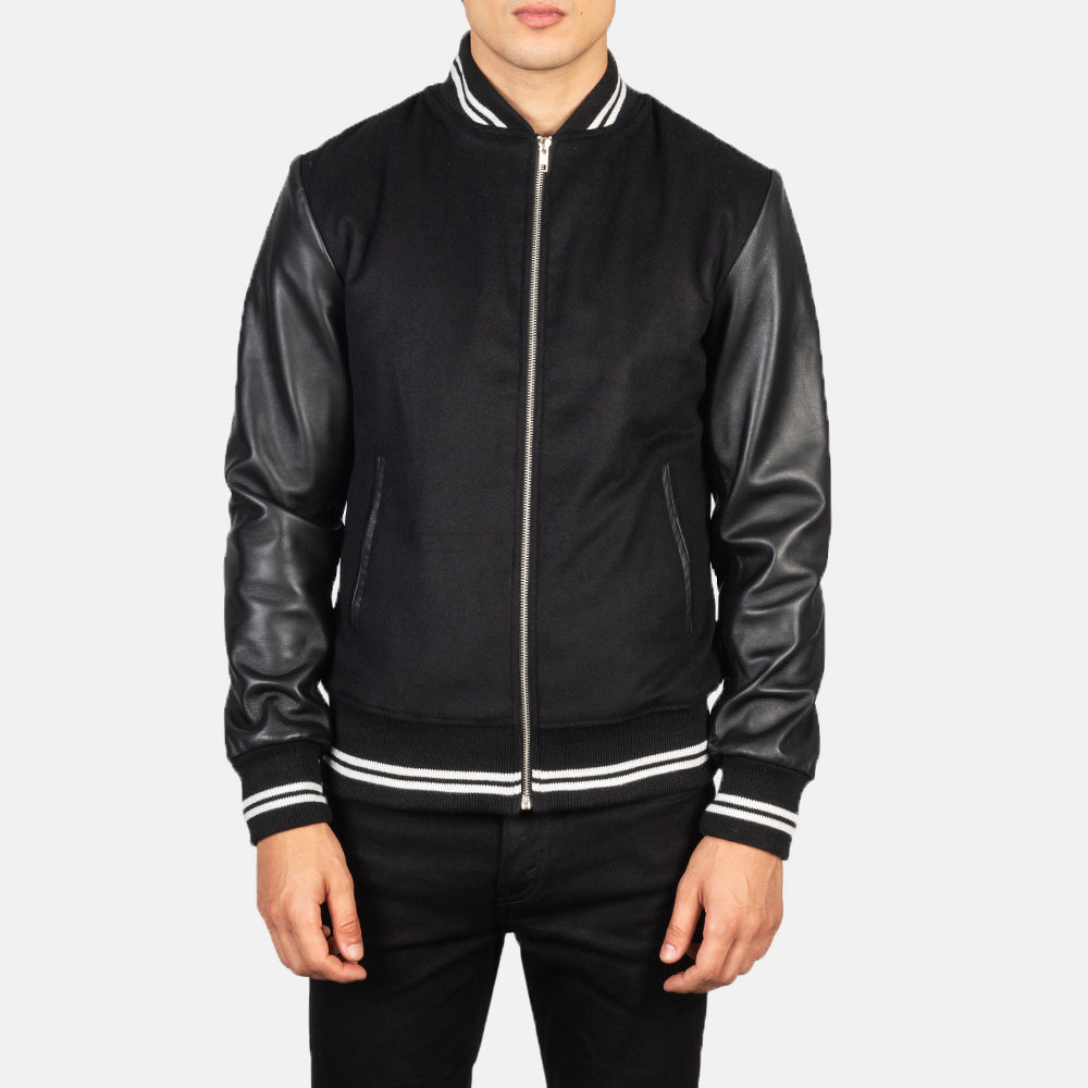 Harrison Nero Hybrid Varsity Giacca in Pelle da Uomo - Lateral Side Profile View Showing Sleeve Cut &amp; Athletic Taper Fit