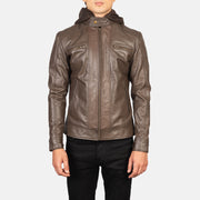 Dettaglio ravvicinato of Band with Snap Button &amp; Zipper Hardware on Men's Hector Marrone Hooded Giacca Biker in Pelle da Uomo